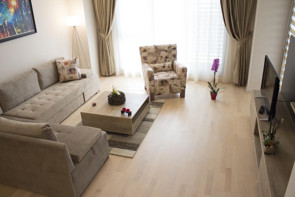 Capitоl Suites & Apartments Skopje Extérieur photo